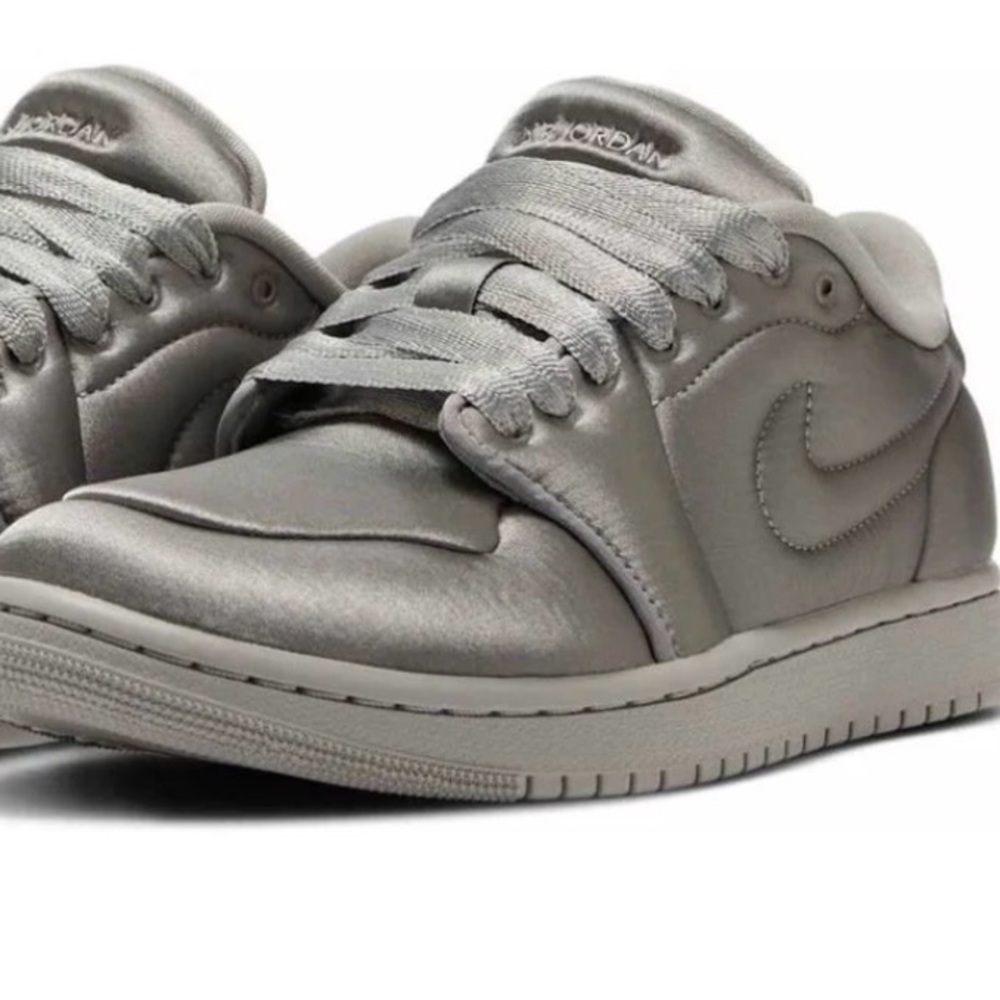 Nike Air Jordan 1 Low Method New!